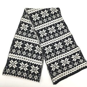 Fair Isle Knit Scarf Wool Cashmere Rayon Nylon Blend Reversible Black and White